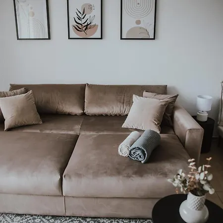 شقة Uniq Zum Wohlfuehlen Mit Weserblick Und Balkon In Toplage