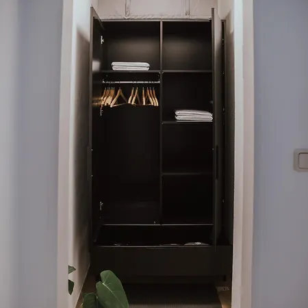 Uniq Zum Wohlfuehlen Mit Weserblick Und Balkon In Toplage * بريمين