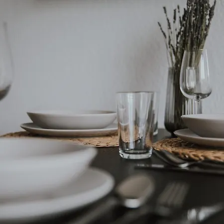 Uniq Zum Wohlfuehlen Mit Weserblick Und Balkon In Toplage *