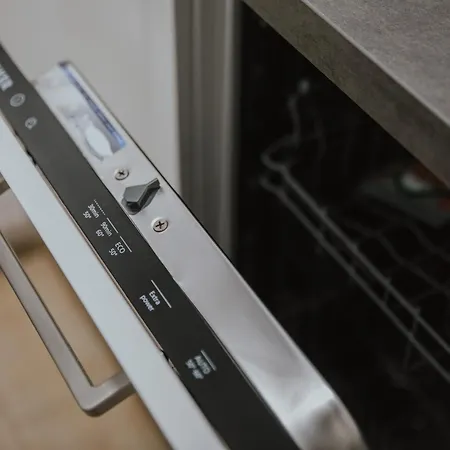 Uniq Zum Wohlfuehlen Mit Weserblick Und Balkon In Toplage Brémy