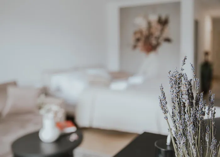 Апартаменты Uniq Zum Wohlfuehlen Mit Weserblick Und Balkon In Toplage