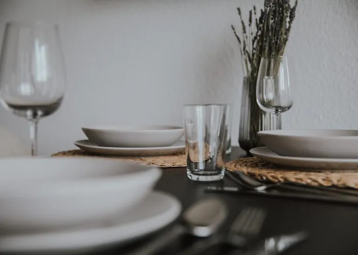 Uniq Zum Wohlfuehlen Mit Weserblick Und Balkon In Toplage *