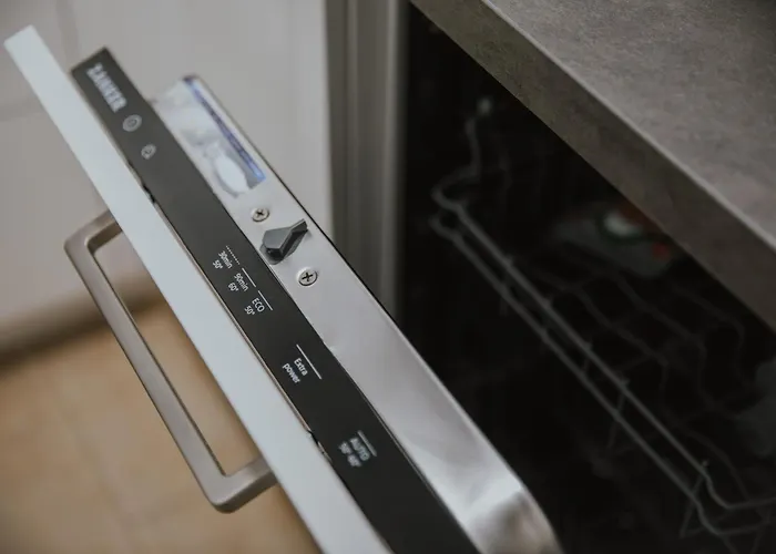 Uniq Zum Wohlfuehlen Mit Weserblick Und Balkon In Toplage ブレーメン