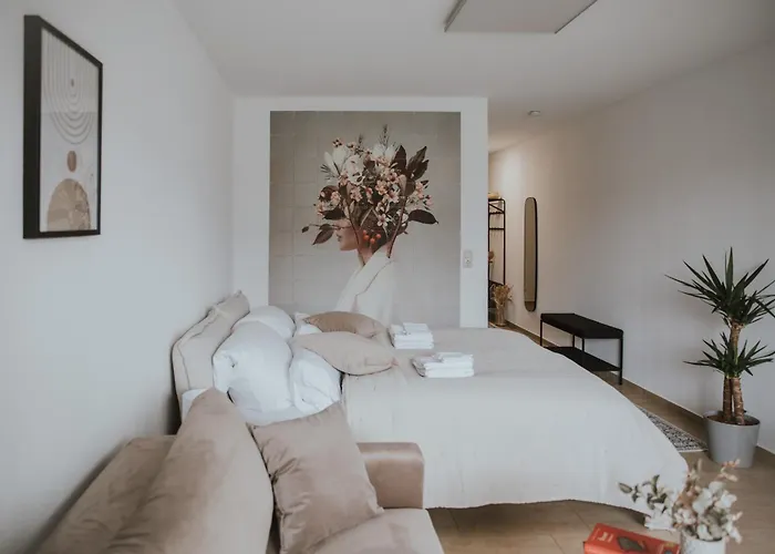 Uniq Zum Wohlfuehlen Mit Weserblick Und Balkon In Toplage Бремен