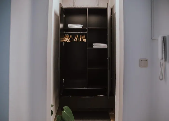 Uniq Zum Wohlfuehlen Mit Weserblick Und Balkon In Toplage * Бремен